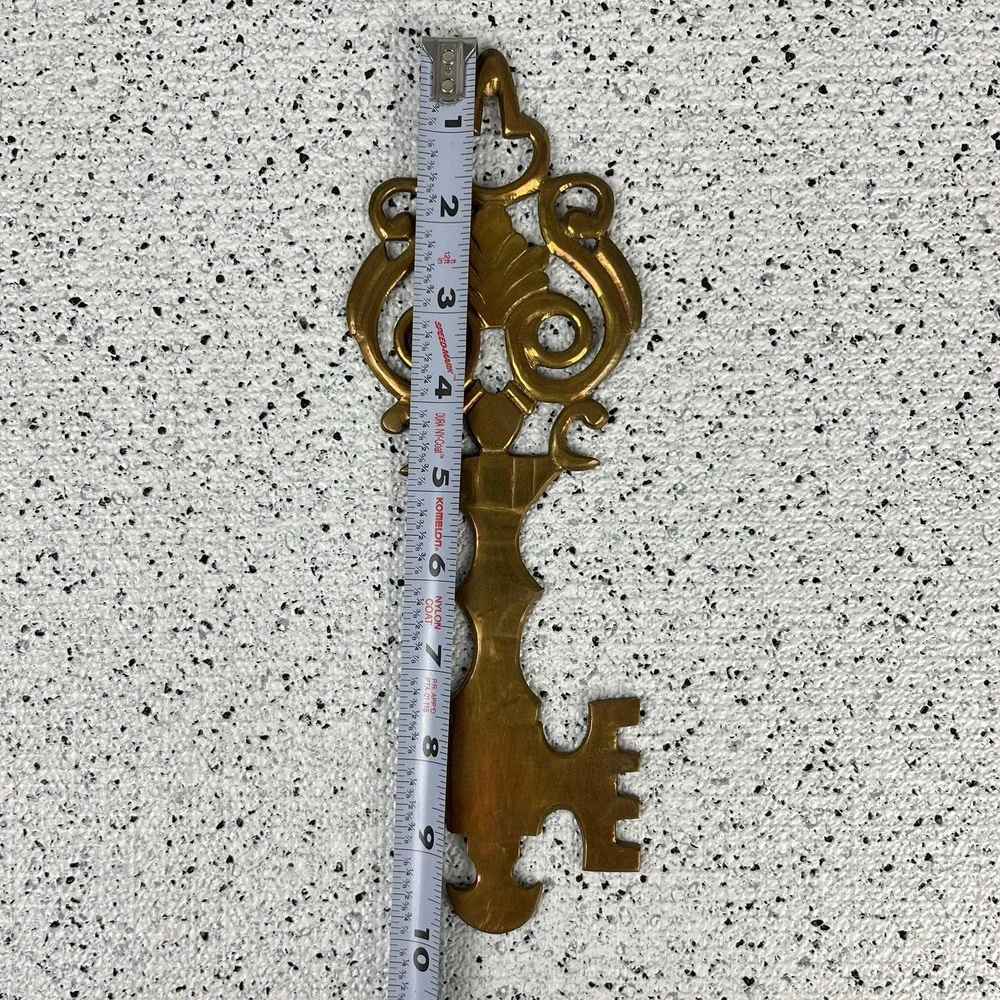Vintage Solid‎ Brass Metal Key Shaped Wall Hanging Decorative Scroll Design